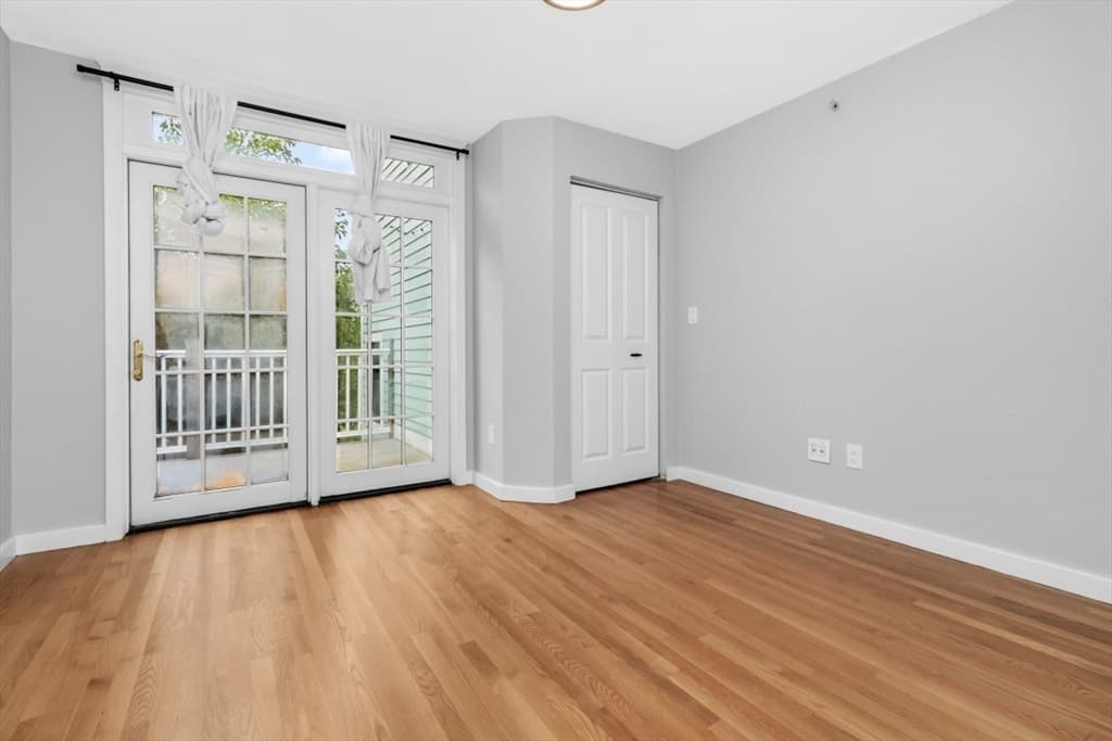 40 Baxter St # 7, Boston MA 02127 photo 9