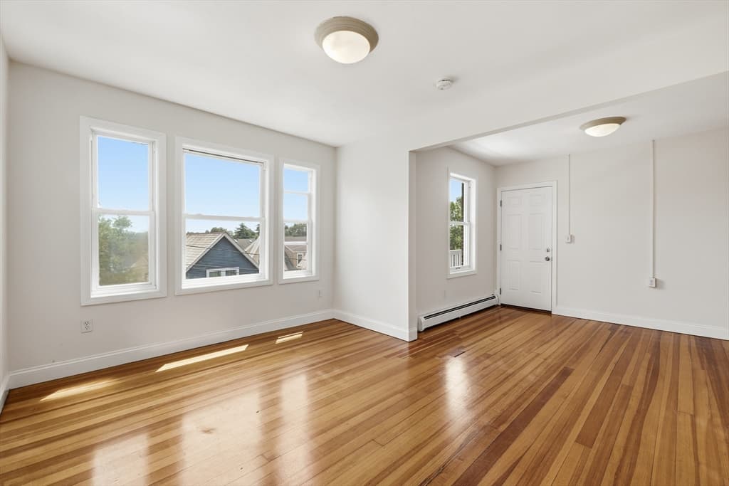 Condominium at 41 Harbor St # 4, Salem MA 01970, Salem, photo 7 of 39