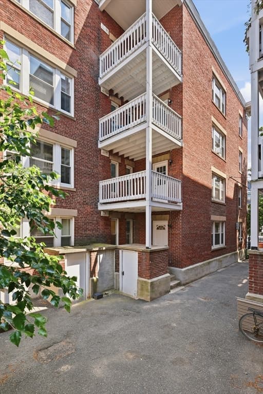 Condominium at 41 Harbor St # 4, Salem MA 01970, Salem, photo 36 of 39