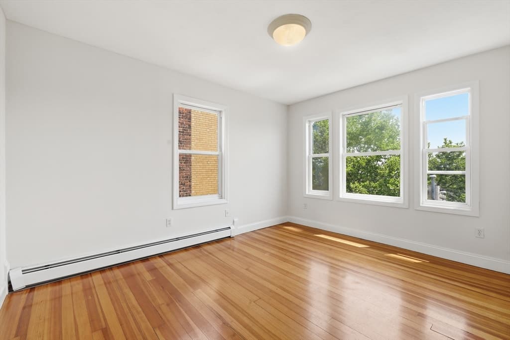 Condominium at 41 Harbor St # 4, Salem MA 01970, Salem, photo 9 of 39