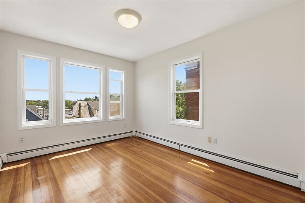 Condominium at 41 Harbor St # 4, Salem MA 01970, Salem, photo 10 of 39