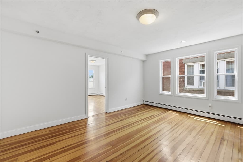 Condominium at 41 Harbor St # 4, Salem MA 01970, Salem, photo 11 of 39