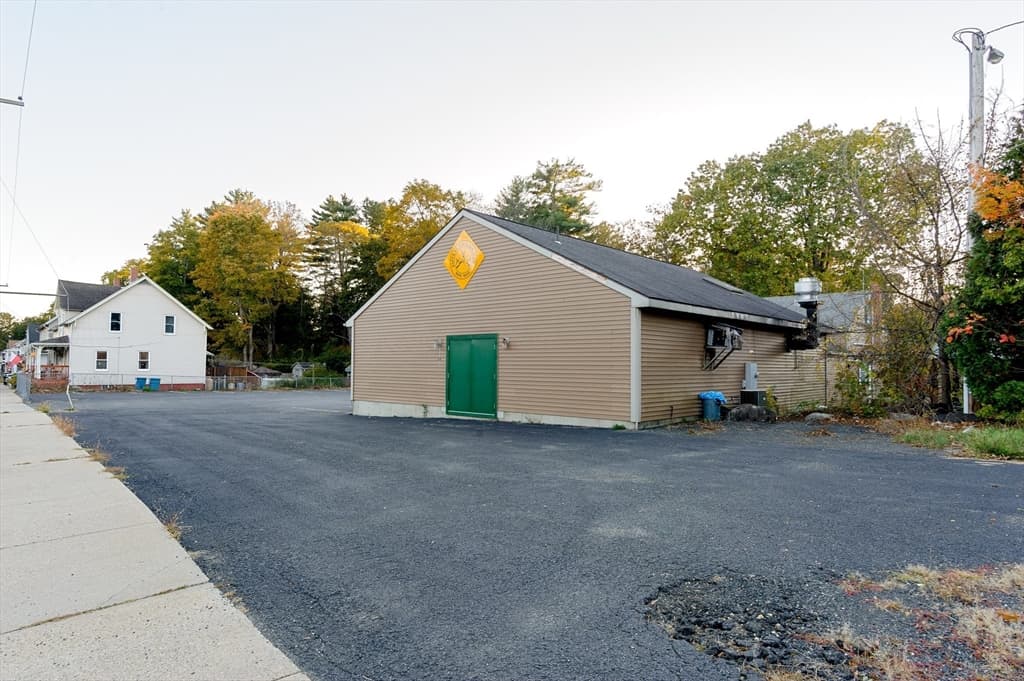 58 Aspen St, Ware MA 01082 photo 4