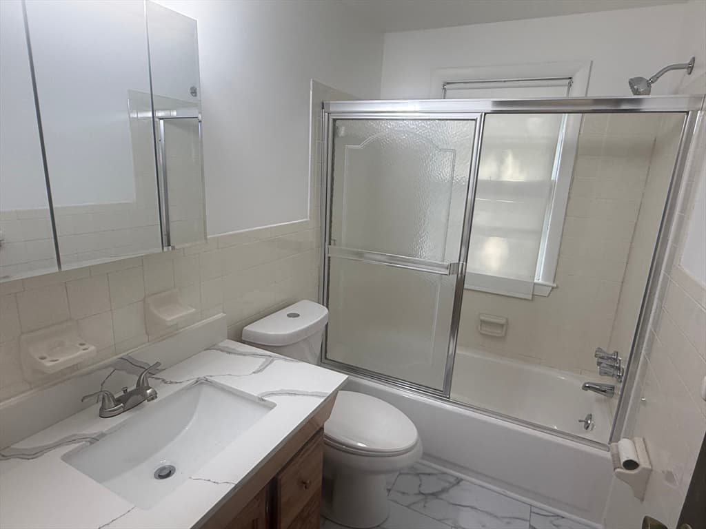 74 Leatherleaf Dr, Springfield MA 01109 photo 12