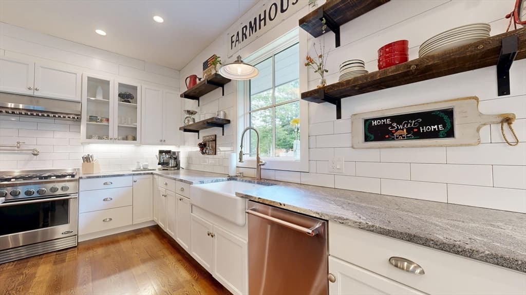 Single Family Residence at 5 Gold Crest Drive, North Reading MA 01864, North Reading, photo 9 of 42
