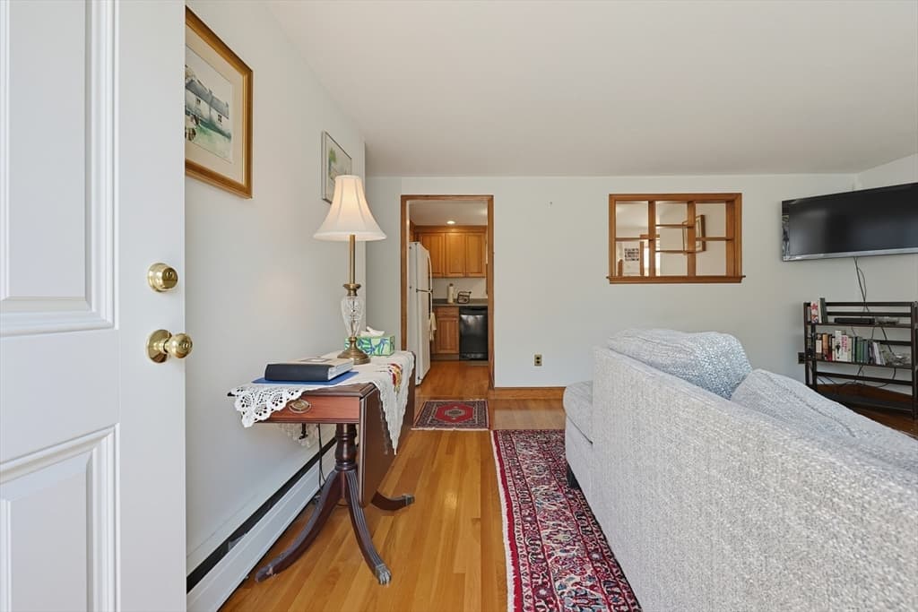10 Meyer St, Boston MA 02131 photo 12