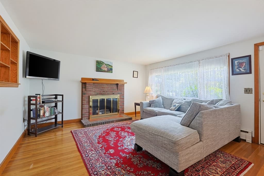 10 Meyer St, Boston MA 02131 photo 15