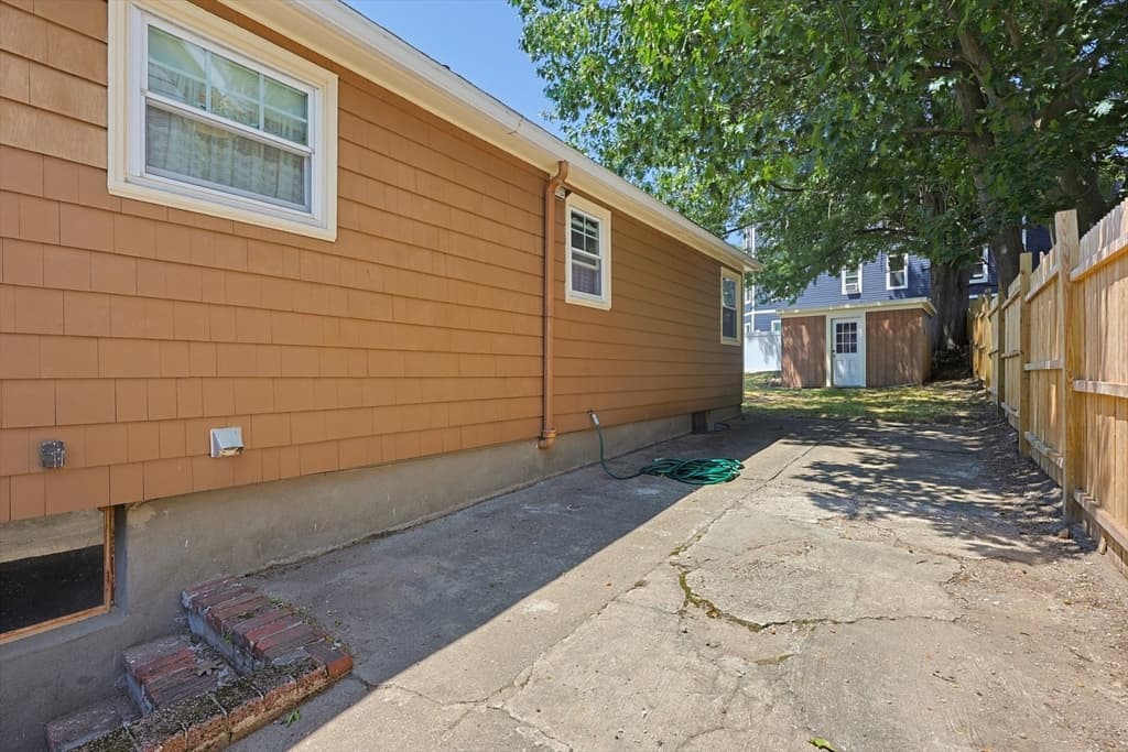 10 Meyer St, Boston MA 02131 photo 29