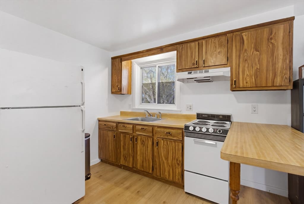 196 Highland S, Taunton MA 02780 photo 27
