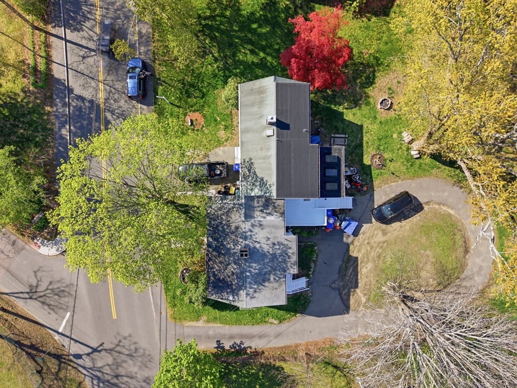 196 Highland S, Taunton MA 02780 photo 3