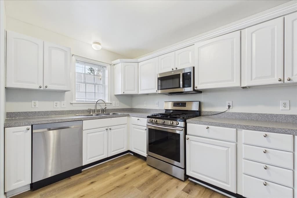 37 Glen Ave # 15, Chelmsford MA 01824 photo 10