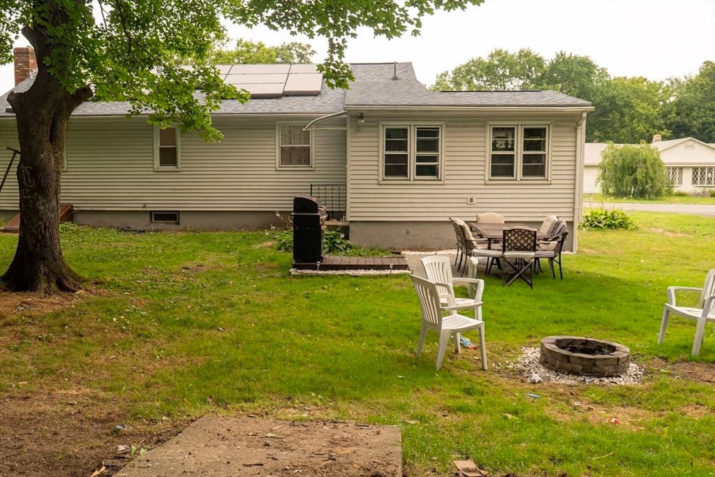 159 Roy, Springfield MA 01104 photo 9