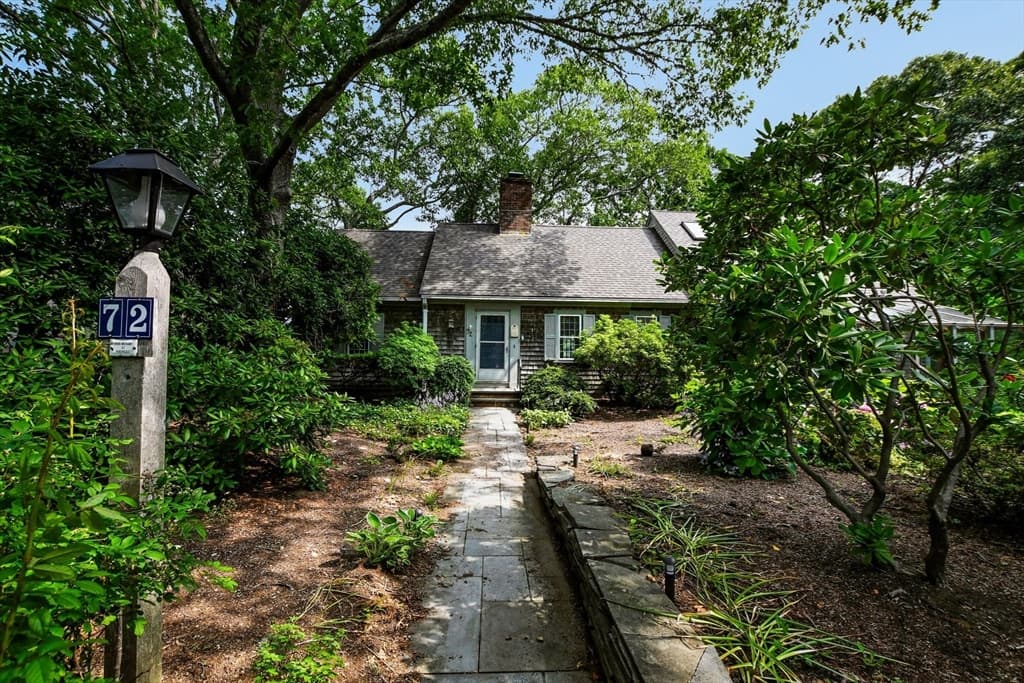 72 Loop Rd, Falmouth MA 02540 photo 5