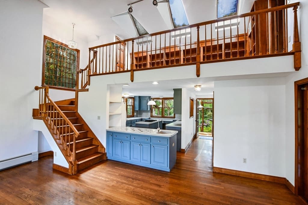 72 Loop Rd, Falmouth MA 02540 photo 8
