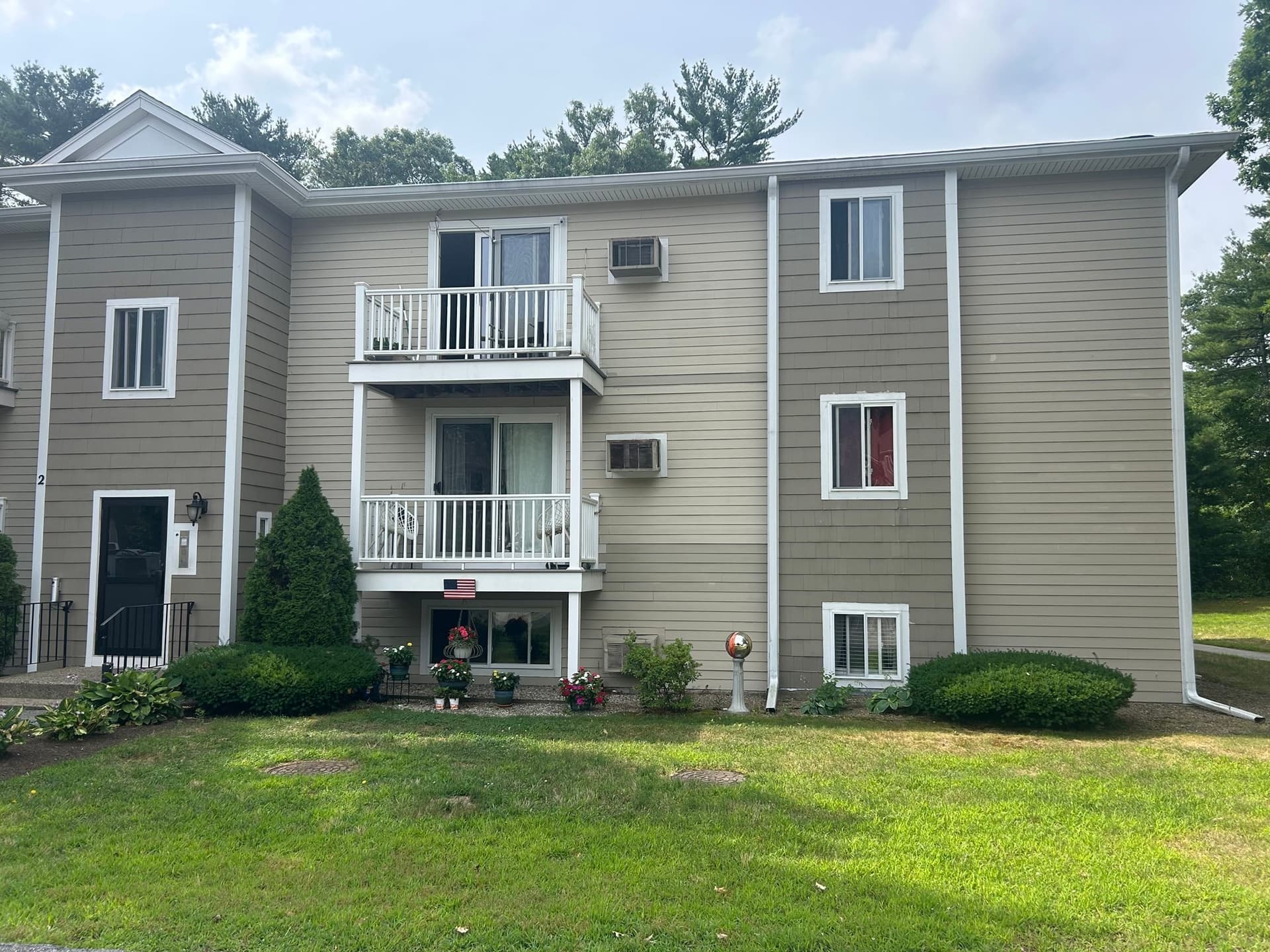 451 School St # 3, Marshfield MA 02050