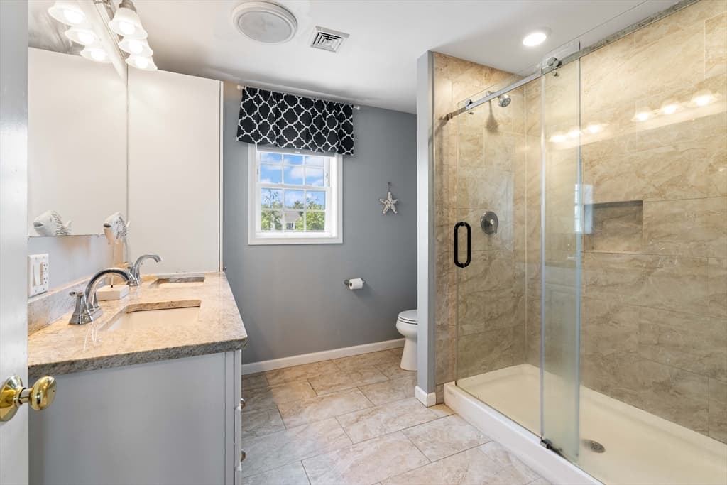 55 Sloop Drive, Portsmouth RI 02871 photo 17