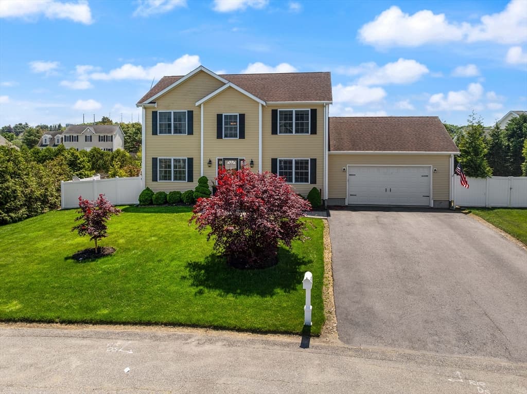 55 Sloop Drive, Portsmouth RI 02871