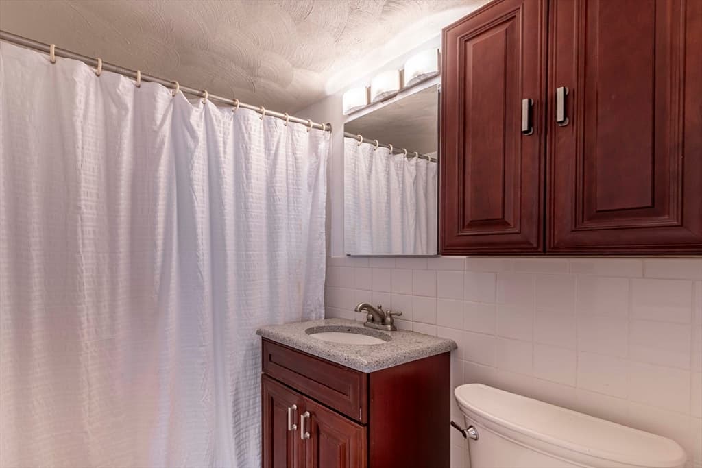 Condominium at 8 Whittier Place # 4C, Boston MA 02114, Boston, photo 16 of 20