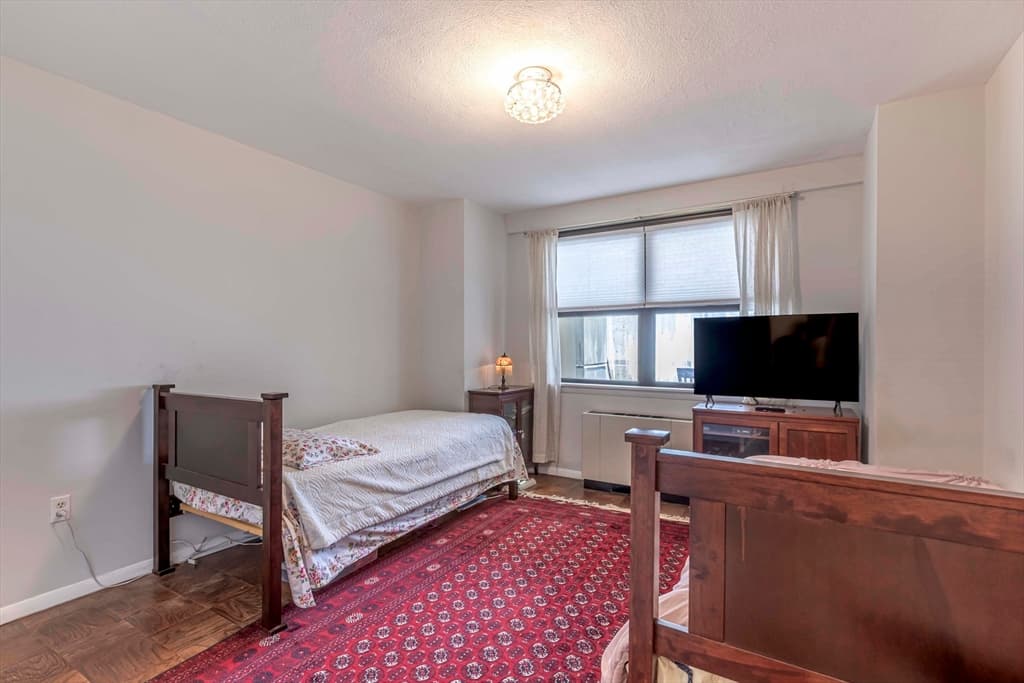 Condominium at 8 Whittier Place # 4C, Boston MA 02114, Boston, photo 15 of 20