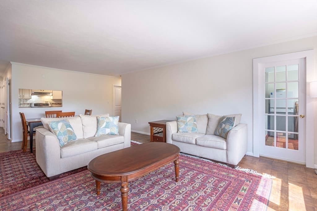 Condominium at 8 Whittier Place # 4C, Boston MA 02114, Boston, photo 11 of 20