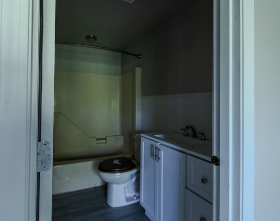 283 Privilege St # 6, Woonsocket RI 02895 photo 13