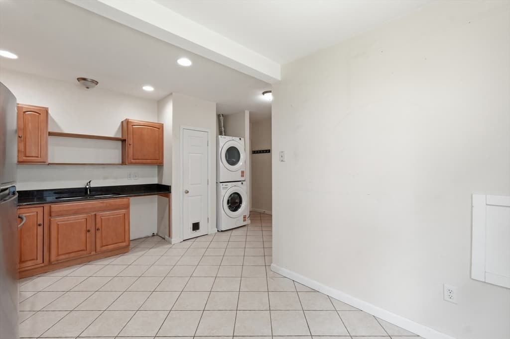 143 Providence St # 2, Worcester MA 01604 photo 8