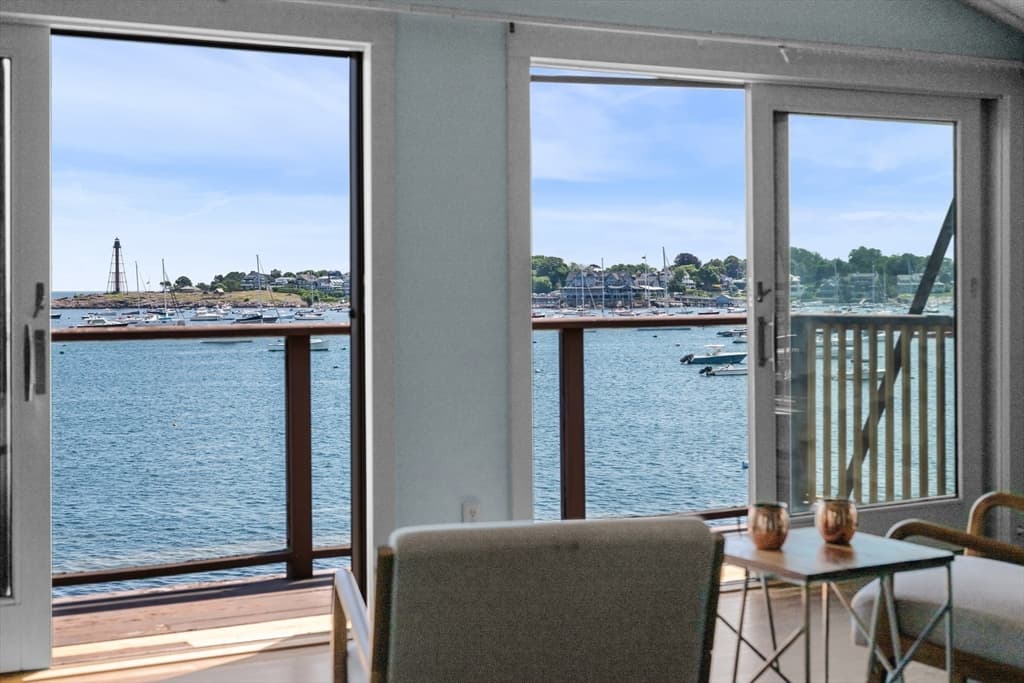 137R Front, Marblehead MA 01945 photo 28