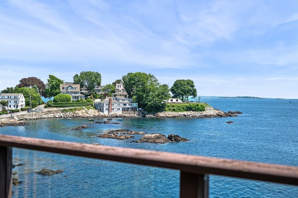 137R Front, Marblehead MA 01945 photo 33