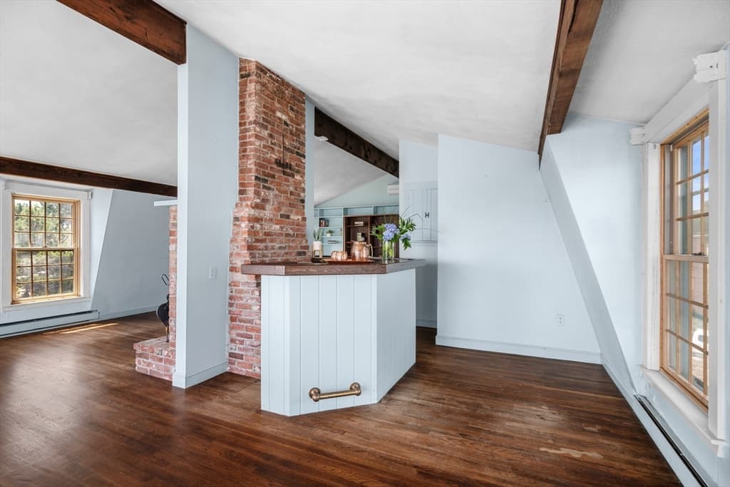 137R Front, Marblehead MA 01945 photo 31