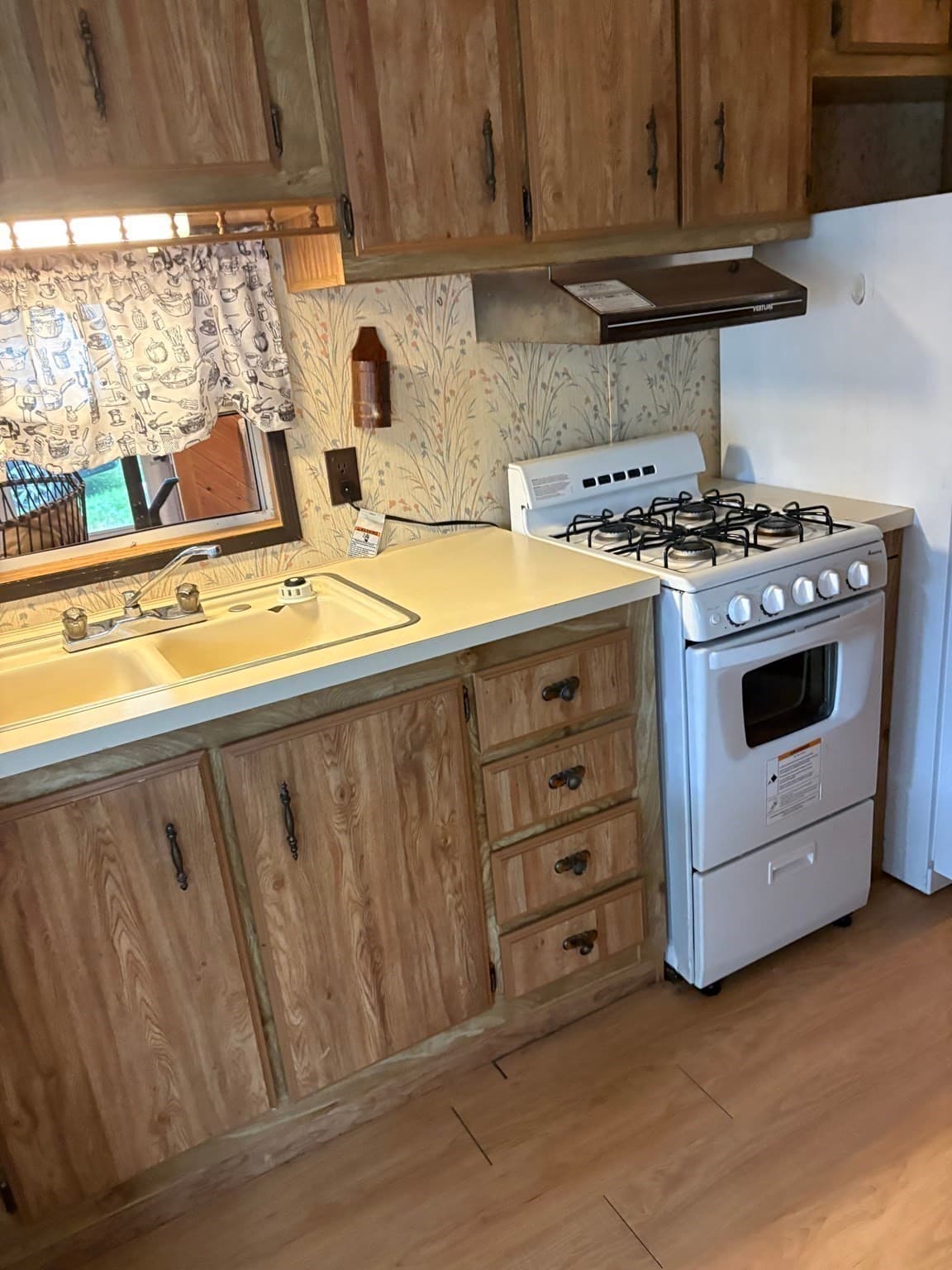 Mobile Home at 25 Rte 197 # 70, Woodstock CT 06281, photo 9 of 19