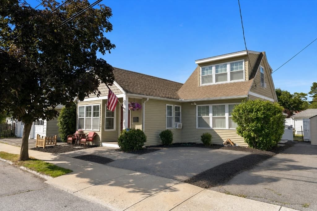 1 Granite Rd, Peabody MA 01960