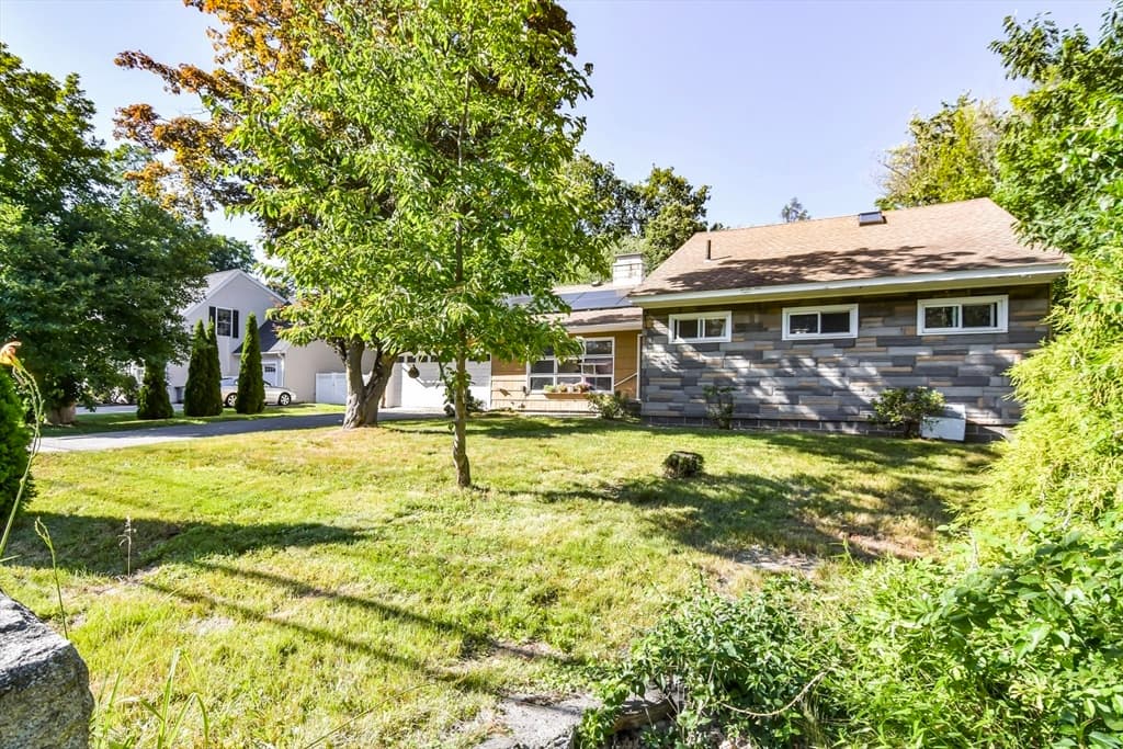 678 Massachusetts Ave, North Andover MA 01845 photo 3