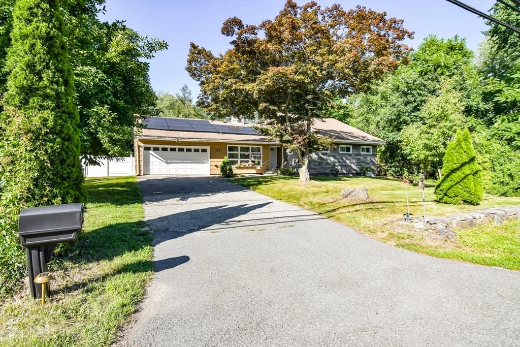 678 Massachusetts Ave, North Andover MA 01845