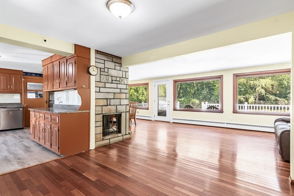 678 Massachusetts Ave, North Andover MA 01845 photo 9