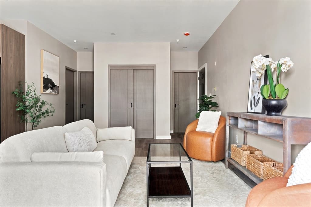 Condominium at 75 Maywood # 4, Boston MA 02119, Boston, photo 6 of 17