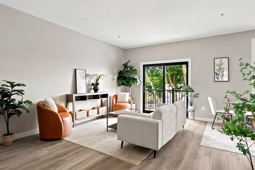 Condominium at 75 Maywood # 4, Boston MA 02119, Boston, photo 4 of 17