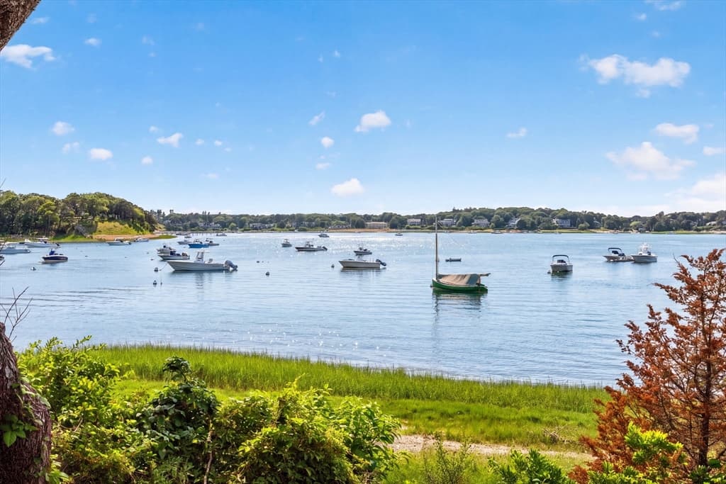 Single Family Residence at 600 Fox Hill Rd, Chatham MA 02633, Chatham, photo 6 of 24