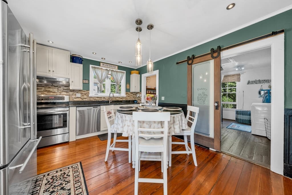 125 Chapin St, Southbridge MA 01550 photo 13