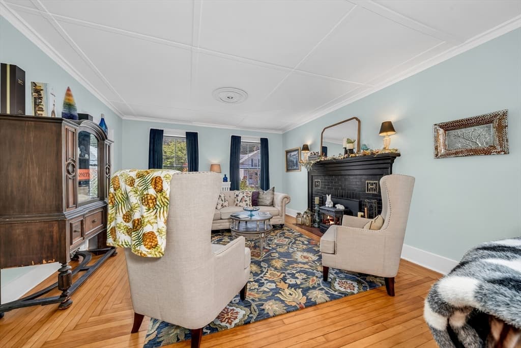 125 Chapin St, Southbridge MA 01550 photo 9