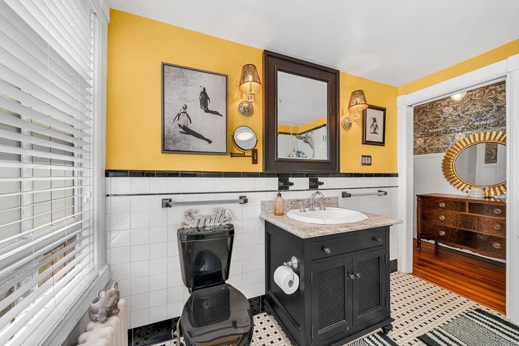 125 Chapin St, Southbridge MA 01550 photo 24