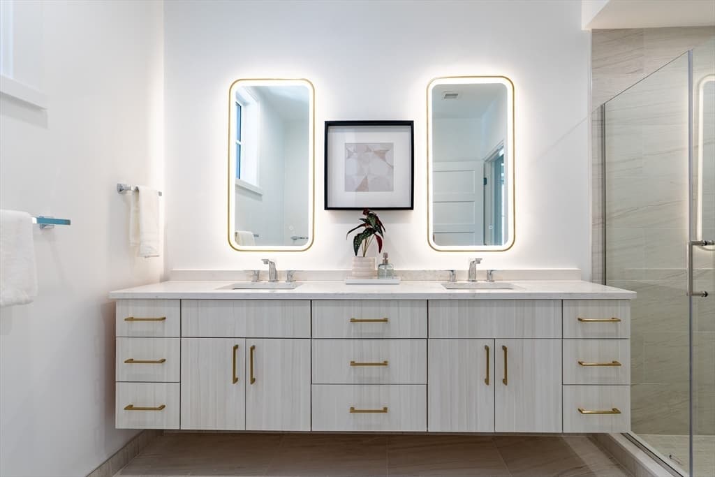 Condominium at 13 Bird St # 2, Boston MA 02125, Boston, photo 13 of 20