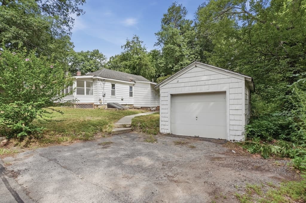 Single Family Residence at 5 Wildwood Road, Millbury MA 01527, Millbury, photo 25 of 28