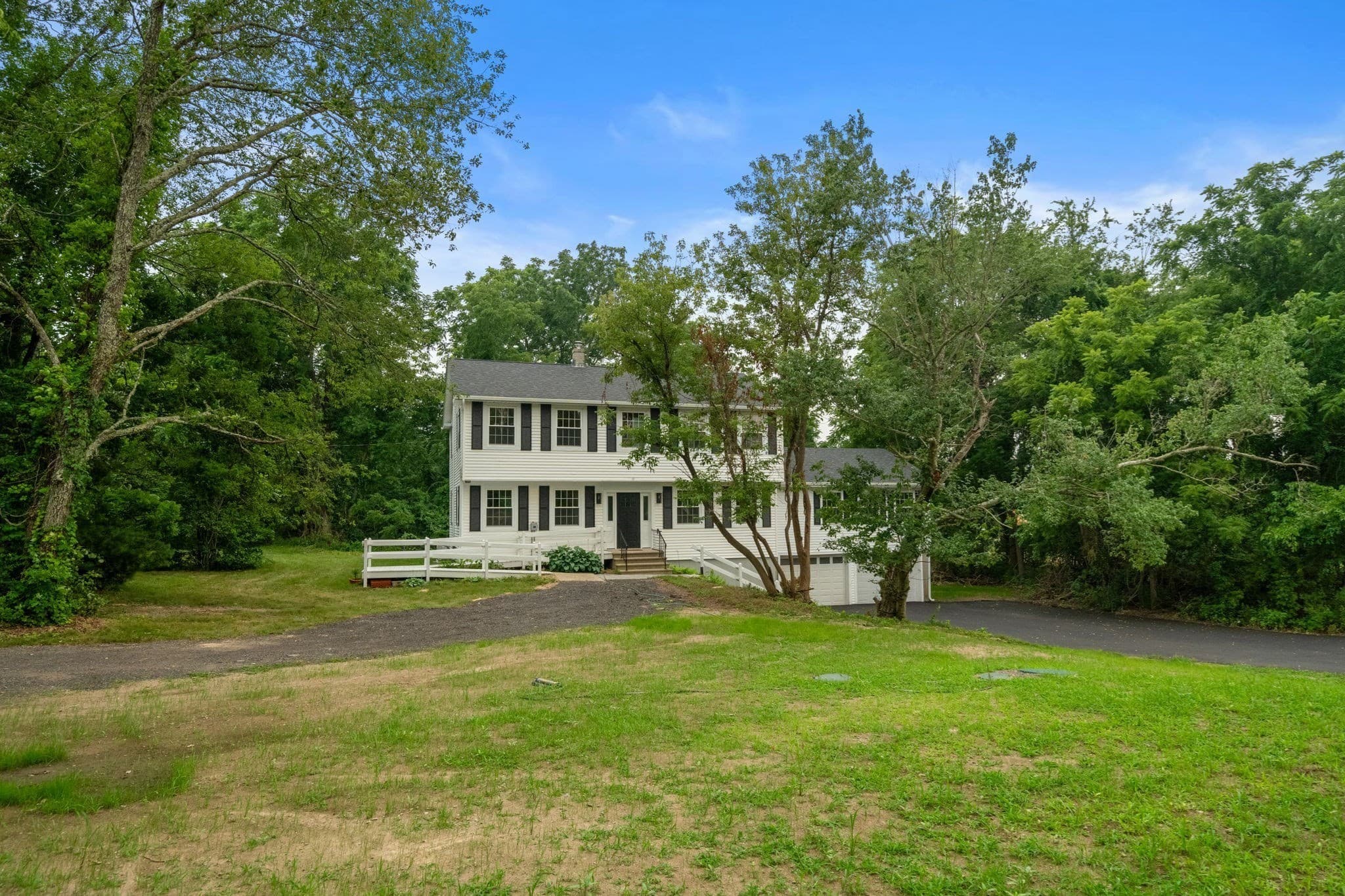 Single Family Residence at 125 Bayview Ave, Berkley MA 02779, Berkley, photo 3 of 39