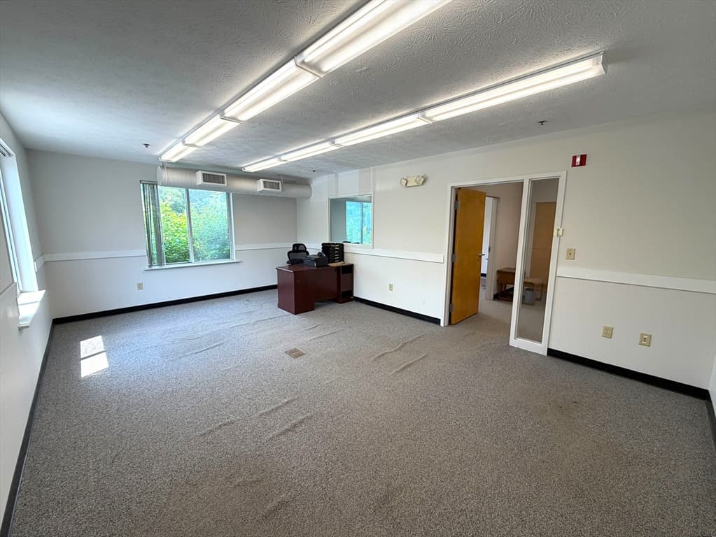 1565 Main St # 2207, Tewksbury MA 01876 photo 4