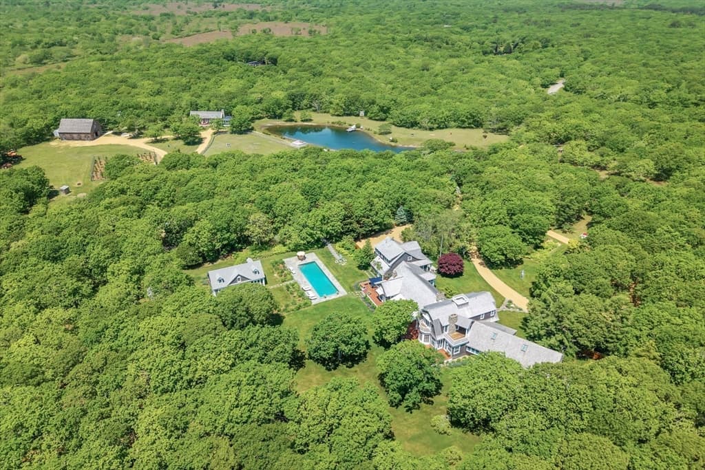 10 & 12 Boldwater Road, Edgartown MA 02539 photo 2