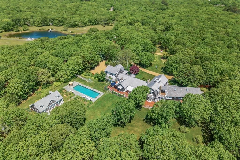 10 & 12 Boldwater Road, Edgartown MA 02539 photo 3