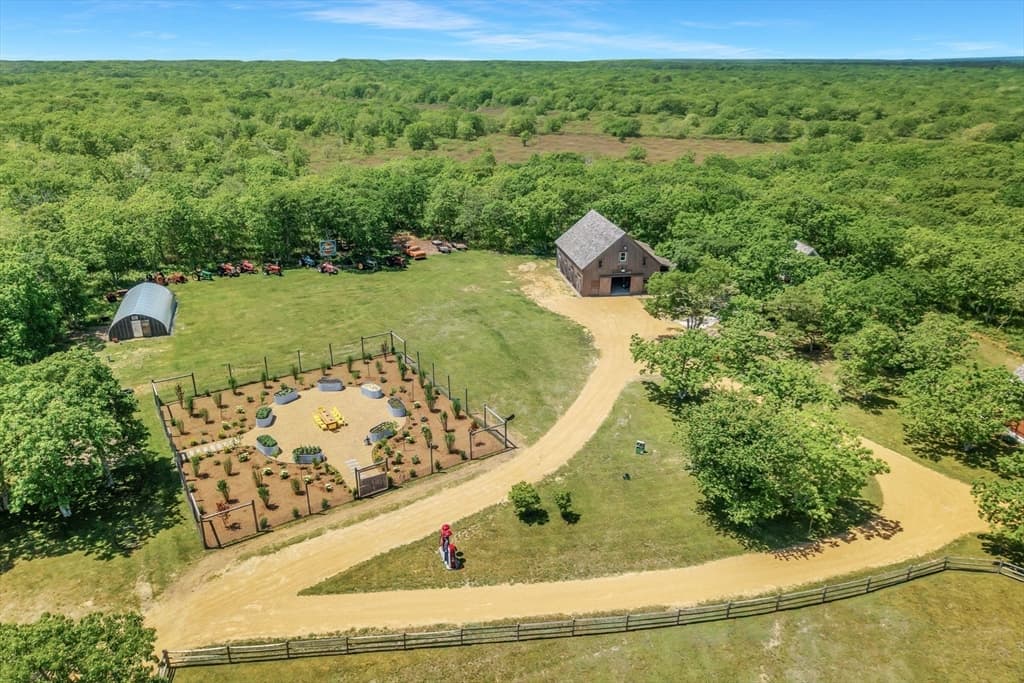 10 & 12 Boldwater Road, Edgartown MA 02539 photo 5