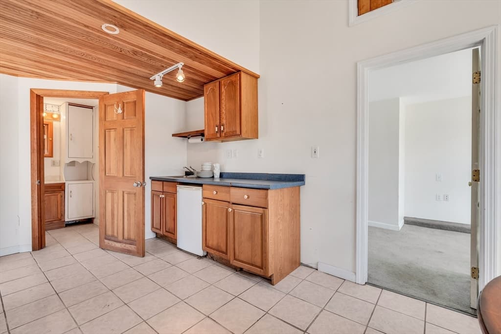 411 Maravista Ave, Falmouth MA 02536 photo 28