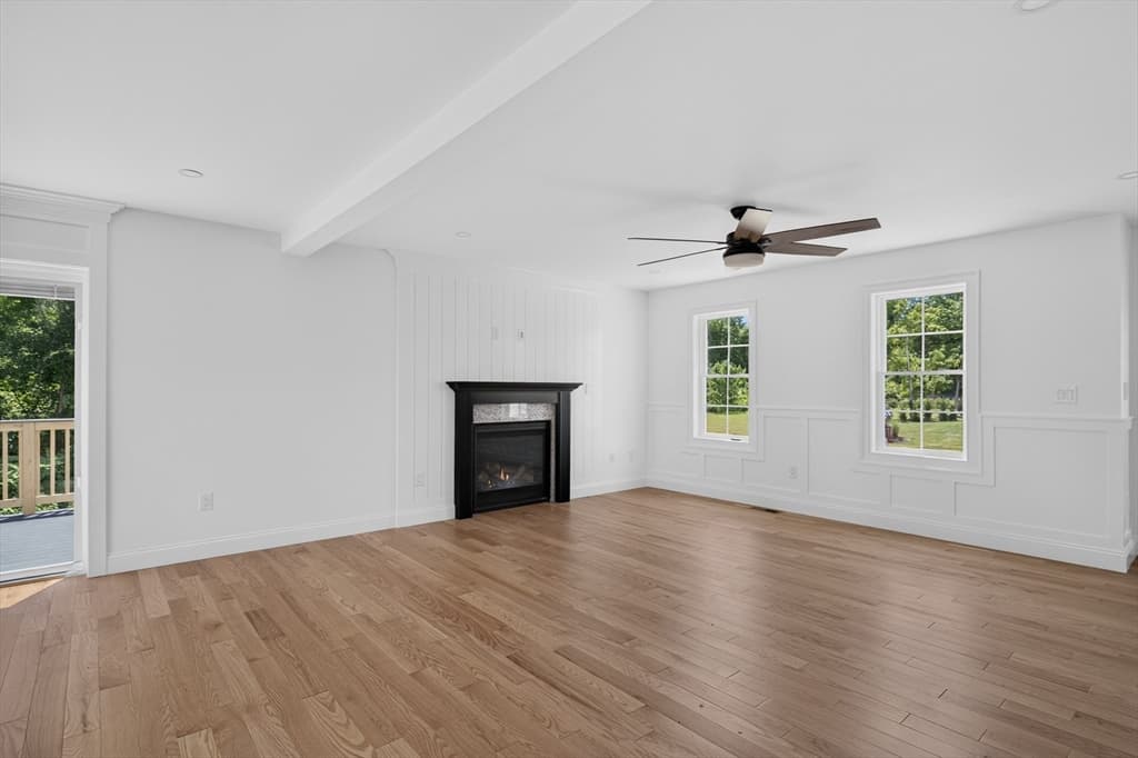 44 Slade St, Dartmouth MA 02747 photo 6