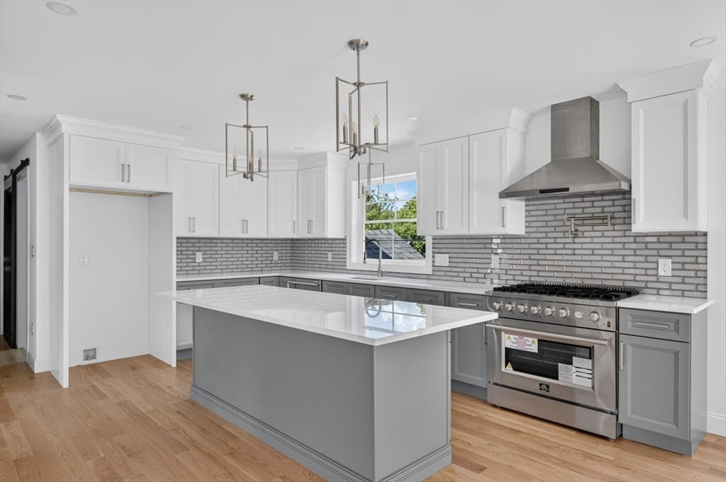 44 Slade St, Dartmouth MA 02747 photo 10